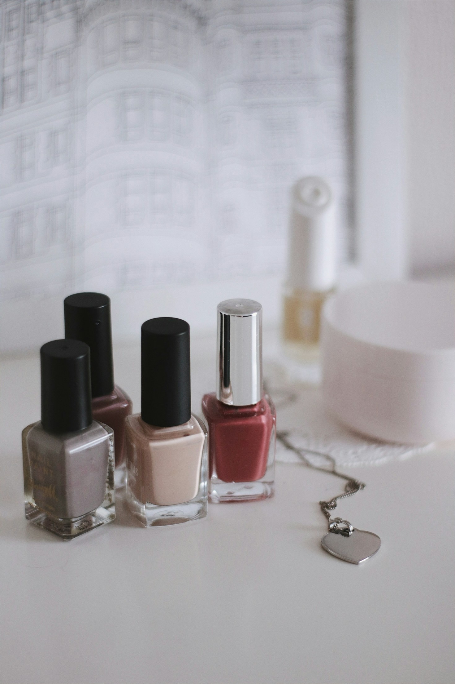 A Evolução do Esmalte ao Longo das Décadas